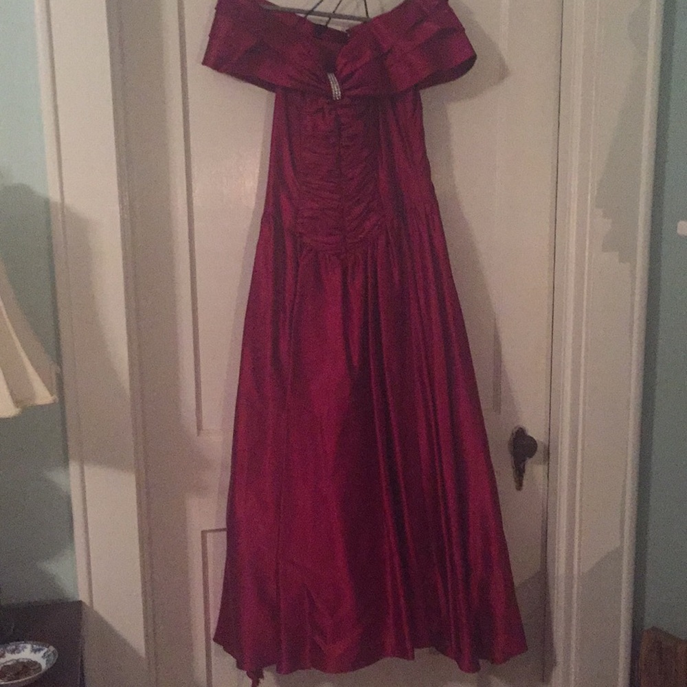 Evenng gown